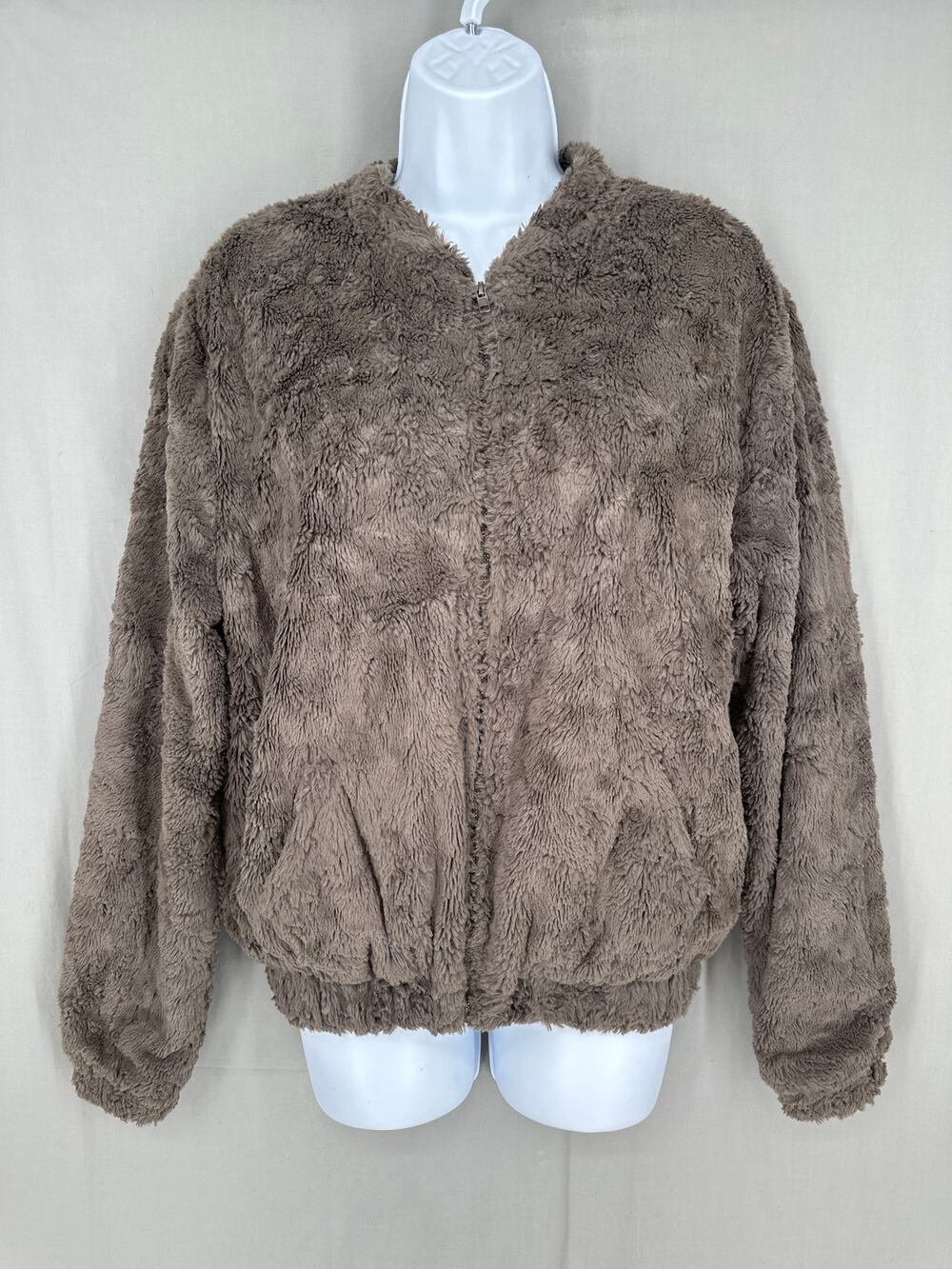 ASTR Label Revolve Jacket Womens Medium Gray Zip Bomber Teddy Cozy Pockets